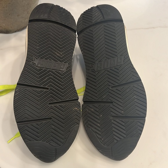 Golden Goose Running - Picture 4 of 5